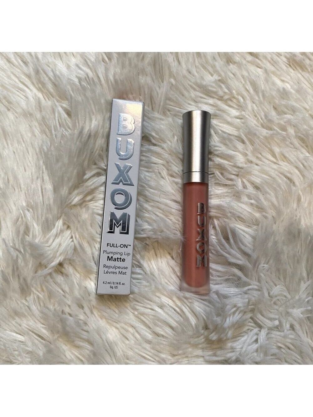 Buxom Full-On Plumping Lip Matte in Catching Rays Shade - 4oz (NIB) ✨HOST PICK✨